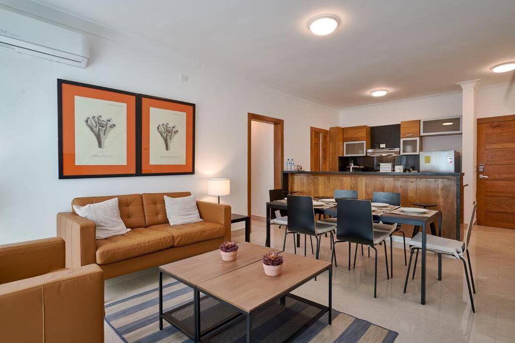 Escape Apartments, Balcony, Pool, Gym & Spa In La Julia ซานโตโดมิงโก ภายนอก รูปภาพ