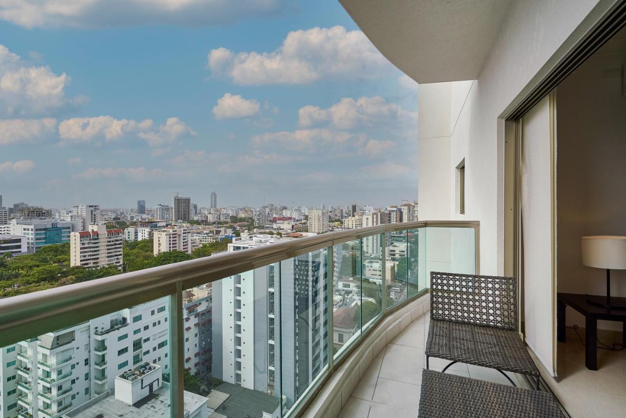 Escape Apartments, Balcony, Pool, Gym & Spa In La Julia ซานโตโดมิงโก ภายนอก รูปภาพ