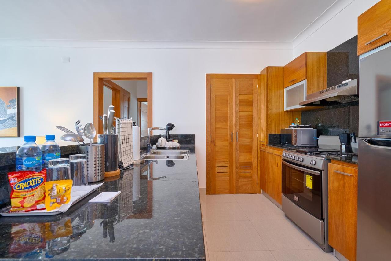 Escape Apartments, Balcony, Pool, Gym & Spa In La Julia ซานโตโดมิงโก ภายนอก รูปภาพ